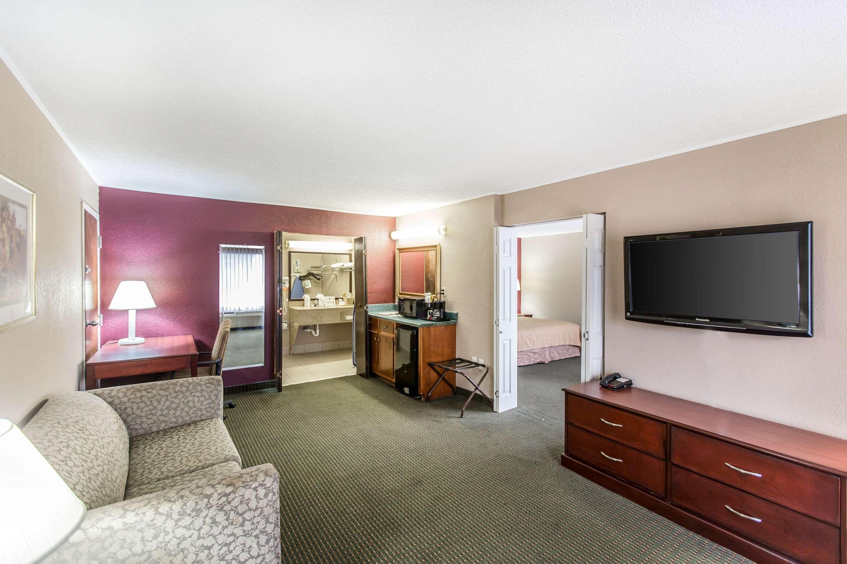 Quality Inn Tifton Buitenkant foto
